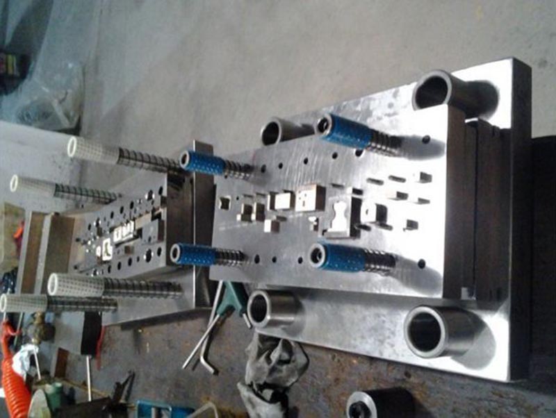 中山模具制造-12